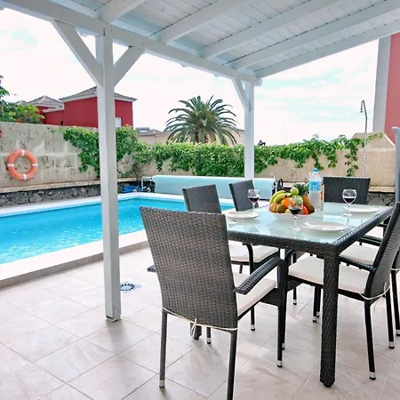 Adeje With Heated Pool, Bbq, Wifi & Spectacular Views By Holidays أذيخي