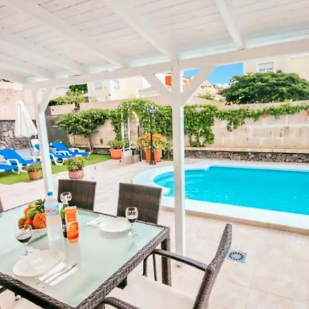 Adeje With Heated Pool, Bbq, Wifi & Spectacular Views By Holidays أذيخي